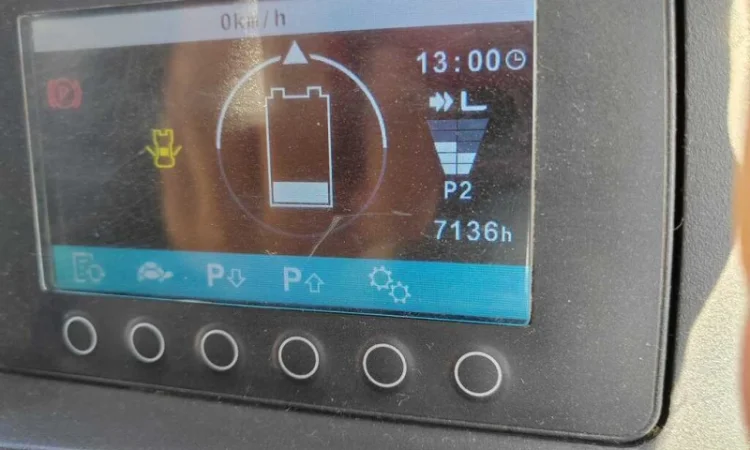 Jungheinrich EFG 216K 2016 рік - фото № 14