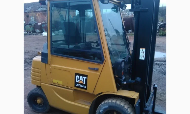 Вилочный погрузчик Caterpiller GP 20 - фото № 3