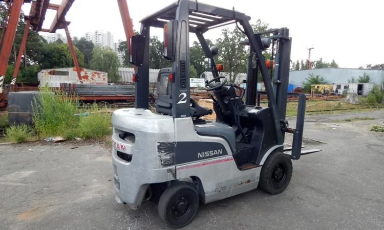 Вилочный погрузчик б/у NISSAN NP1F1M15J - фото № 2