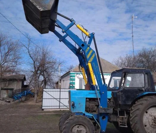 Фронтальний навантажувач, фронтальный погрузчик (КУН), навантажувач на трактор МТЗ - фото № 1