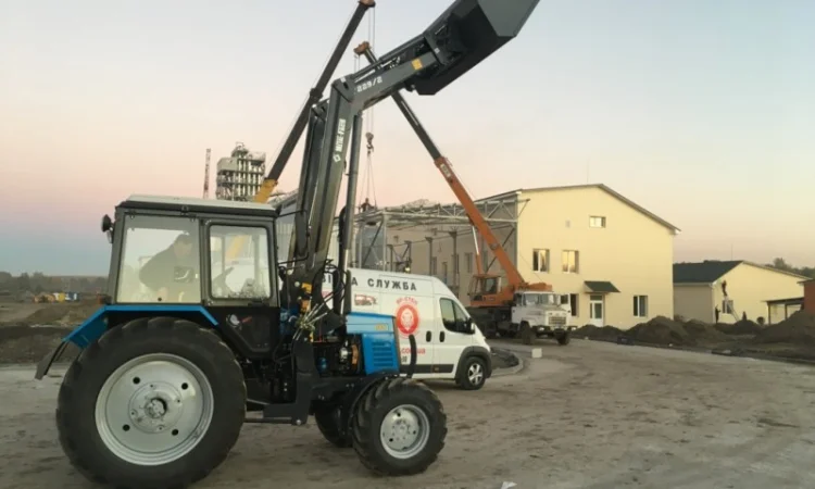 Фронтальний погрузчик HERCULES T 229 на МТЗ, ЮМЗ - фото № 2