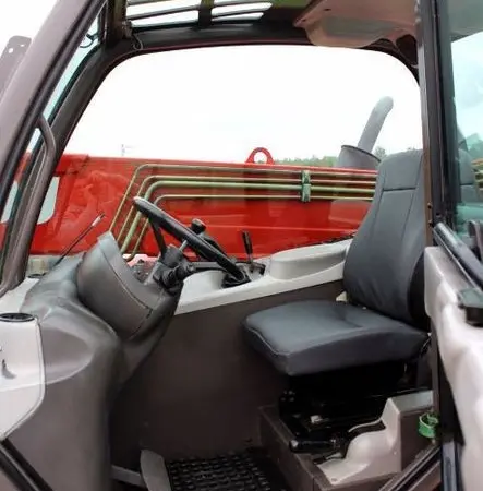 Телескопический погрузчик Manitou MT 732 2005 года + новая резина - фото № 3