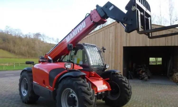 Телескопический погрузчик Manitou MT 932 2014 года - фото № 1