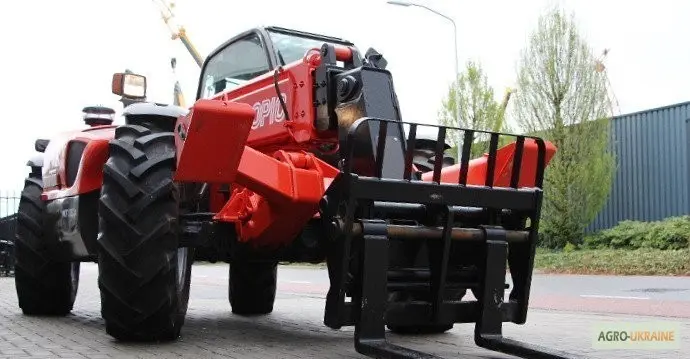 Телескопический погрузчик Manitou – MT 1030 S 2007 года - фото № 8