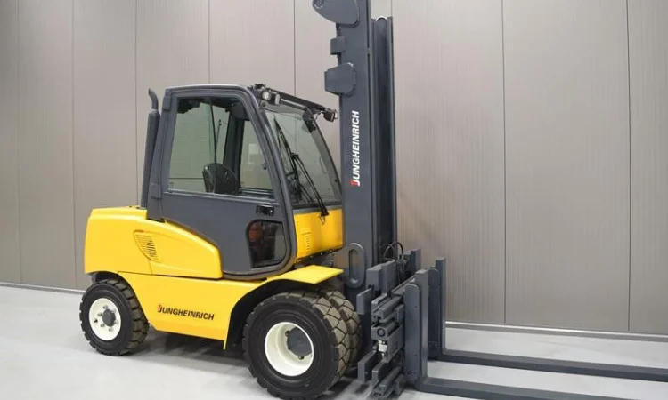 Вилочный погрузчик повышенной проходимости JUNGHEINRICH DFG 550 - фото № 7