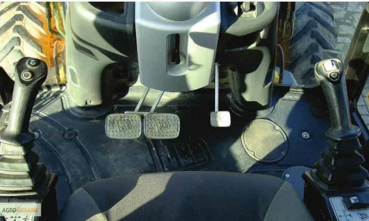 Экскаватор - погрузчик JCB 3CX Turbo 2007 года - фото № 9