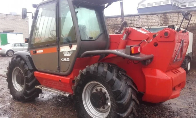 Телескопический погрузчик MANITOU MLT 940 2007 года - фото № 1