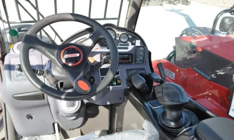 Телескопический погрузчик Manitou MT 732 ST III B 2016 года - фото № 9