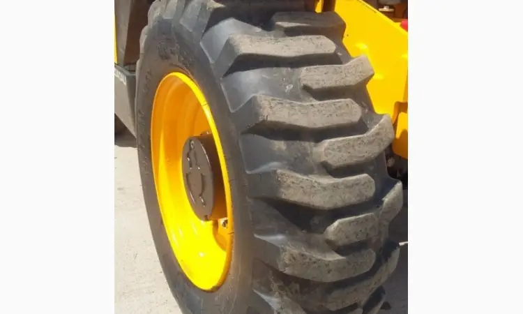 Погрузчик телескопический JCB 541-70 2008 года - фото № 2