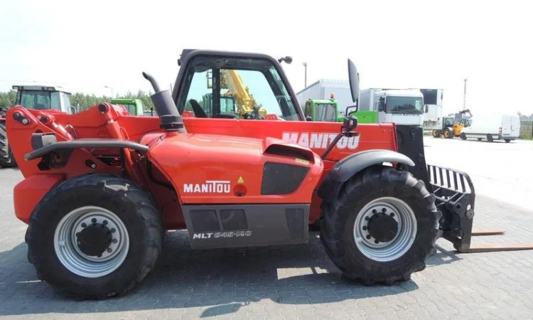 Телескопический погрузчик Manitou MLT 845 2011 года - фото № 2