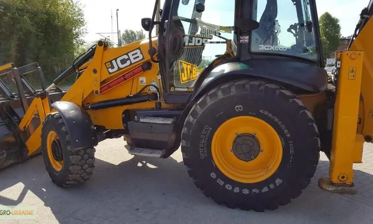 Экскаватор-погрузчик JCB 3 CX 2012 года - фото № 3