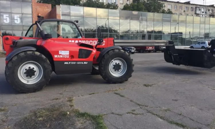 Телескопический погрузчик MANITOU MLT 735-120 LSU 2008 года - фото № 3