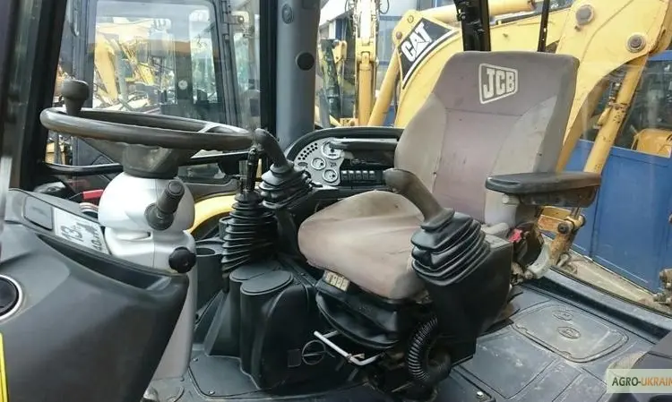 Экскаватор - погрузчик JCB 4CX 2007 года - фото № 10
