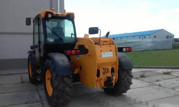 В наличии телескопический погрузчик JCB 531-70 Agri 2006 года - фото № 2
