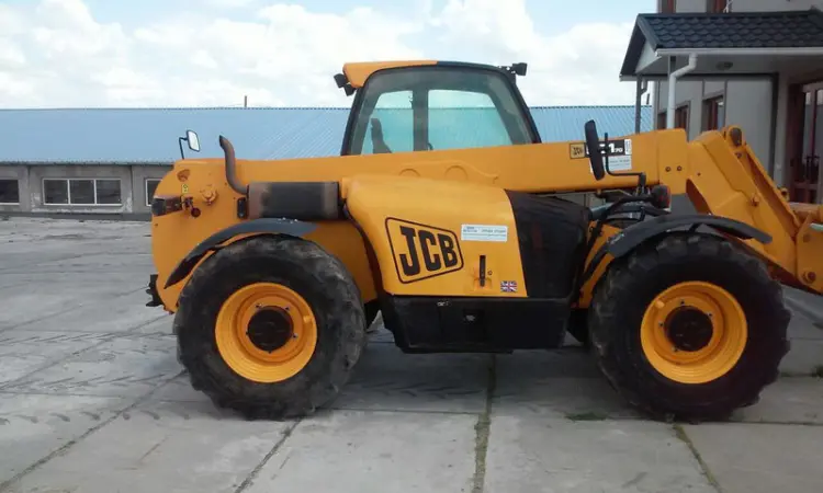 В наличии телескопический погрузчик JCB 531-70 Agri 2006 года - фото № 3