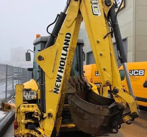 Экскаватор погрузчик New Holland 110B-4PT 2007 года - фото № 4