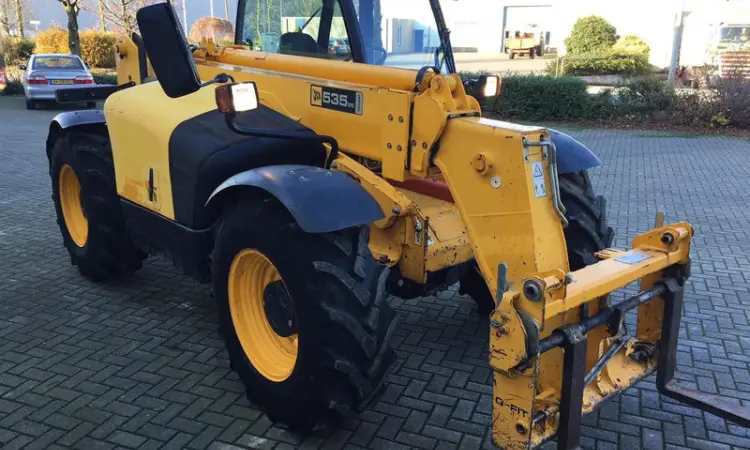Телескопический погрузчик JCB 535-95 2007 года - фото № 3