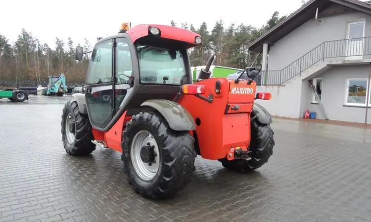 Телескопический погрузчик Manitou MLT 735-120 LSU 2011 года - фото № 3