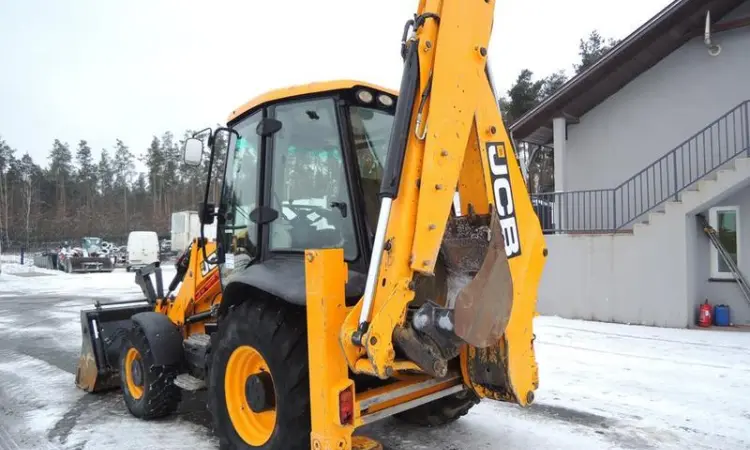 Экскаватор-погрузчик JCB 3CX 2011 года - фото № 2