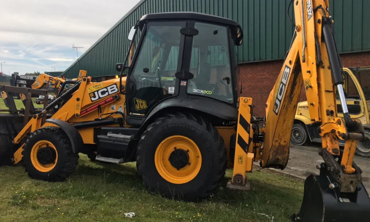 Экскаватор – погрузчик JCB 3CX Contractor Eco 2011 года - фото № 2