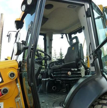 Экскаватор-погрузчик JCB 4CX 2013 года - фото № 3