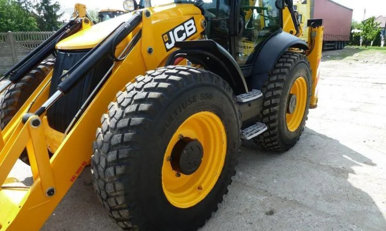 Экскаватор-погрузчик JCB 4CX 2013 года - фото № 4