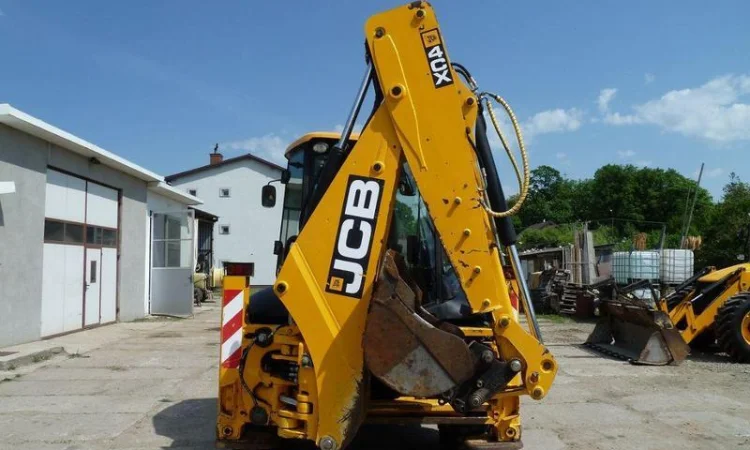 Экскаватор-погрузчик JCB 4CX 2013 года - фото № 7