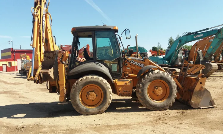 Экскаватор-погрузчик Case 695SR 2009 года - фото № 4