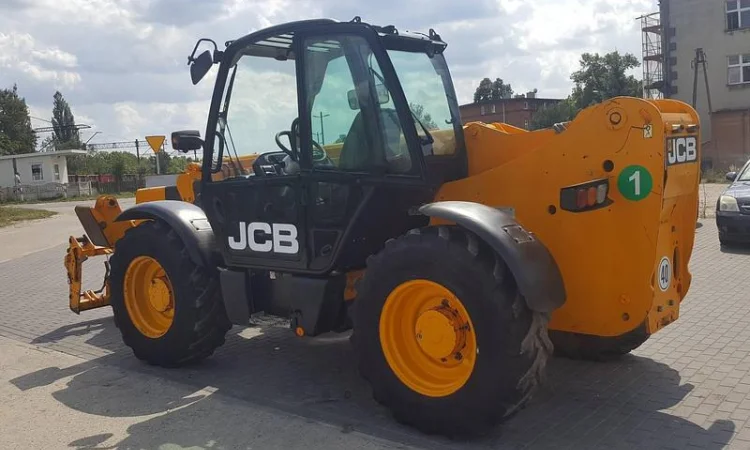 Телескопический погрузчик JCB 533-105 2005 года - фото № 2