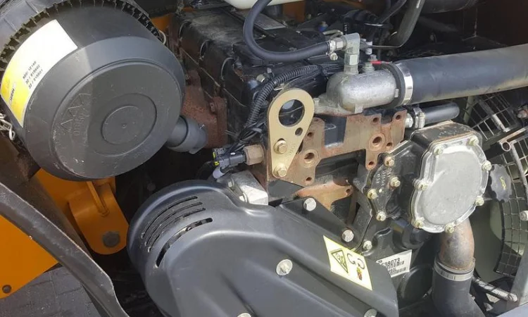 Телескопический погрузчик JCB 533-105 2005 года - фото № 7