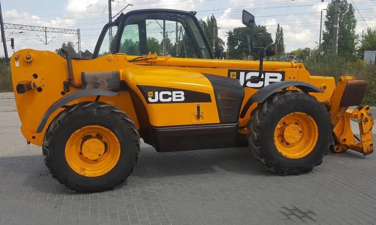 Телескопический погрузчик JCB 533-105 2005 года - фото № 8