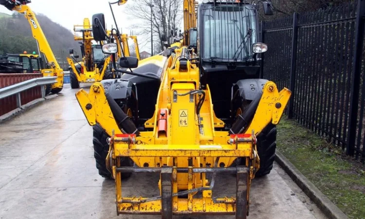 Телескопический погрузчик JCB 535-125 Hi Viz 2016 года - фото № 8