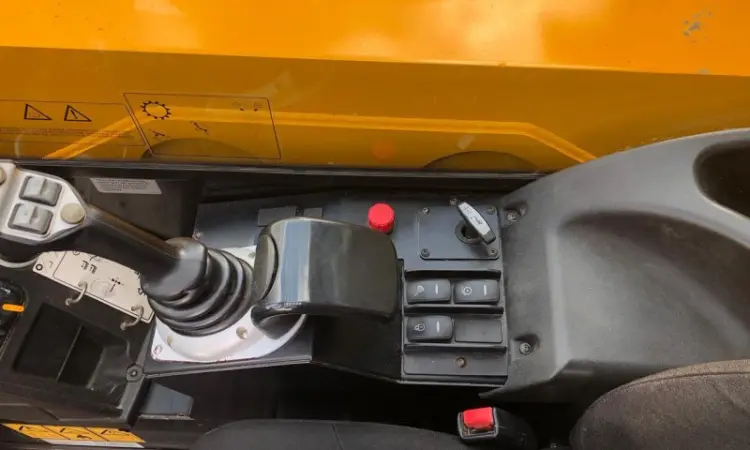 Телескопический погрузчик JCB 531-70 Agri Super 2013 года - фото № 3