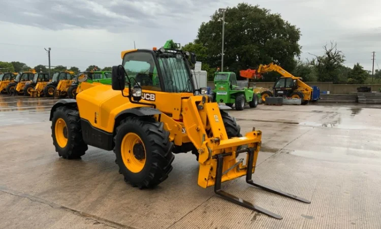 JCB 531-70. 2021 рік - фото № 1
