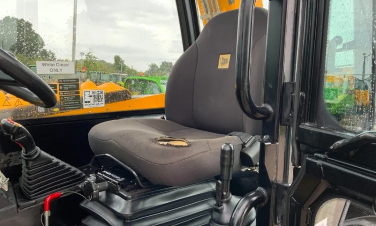 JCB 531-70. 2021 рік - фото № 5