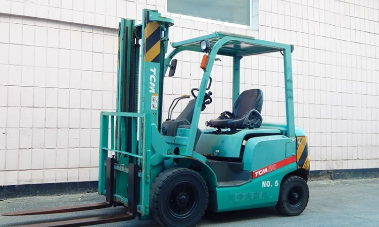 Вилочный погрузчик бу TCM FG20T3 - фото № 1