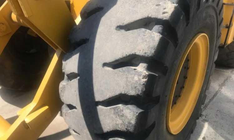 Фронтальний погрузчик STALOWA WOLA L34 Свіжий 3.5 m3 10t - фото № 3