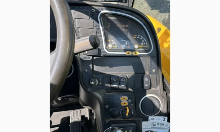 Телескопічний навантажувач JCB 535-140 - фото № 11