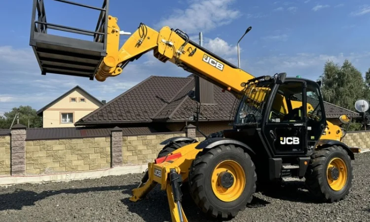 Телескопічний навантажувач JCB 535-140 - фото № 19