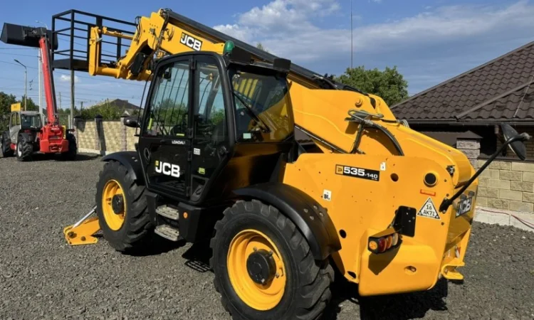 Телескопічний навантажувач JCB 535-140 - фото № 17