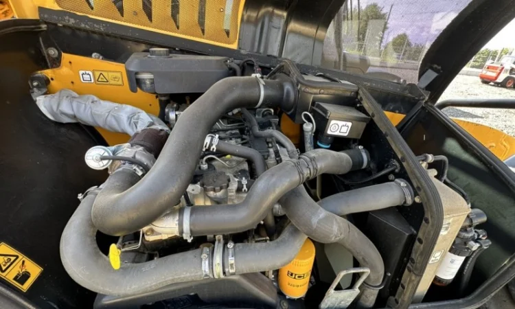 Телескопічний навантажувач JCB 535-140 - фото № 16