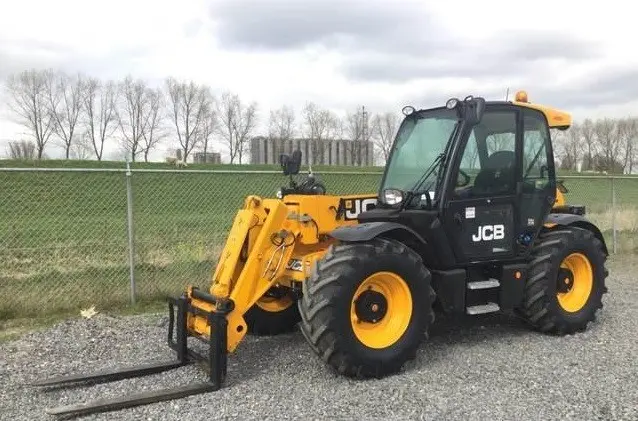 Телескопічний навантажувач JCB 531-70 Agri - фото № 1