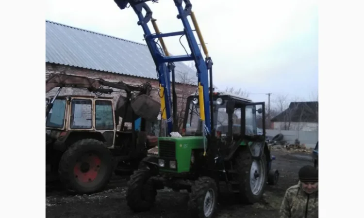 Быстросъемный фронтальный погрузчик КУН. (челюстной ковш) - фото № 4