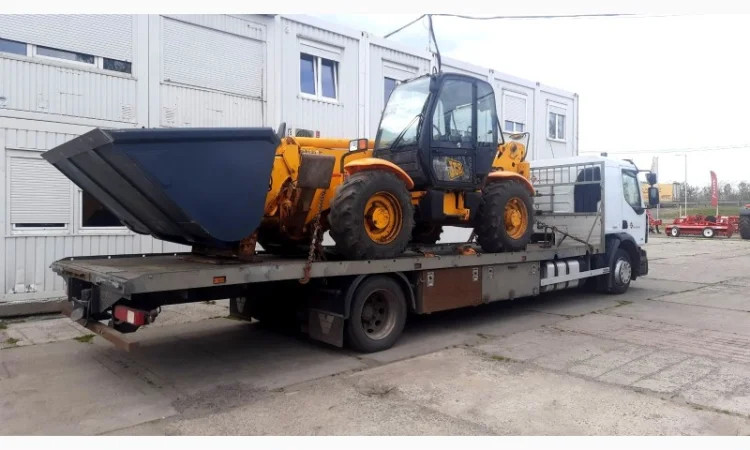 Телескопічний навантажувач JCB 532-120 - фото № 4