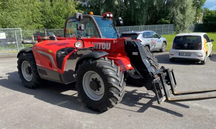 Телескопічний навантажувач Manitou MLT 735-120 - фото № 1