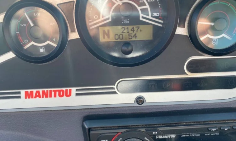 Телескопічний навантажувач Manitou MLT 735-120 - фото № 9