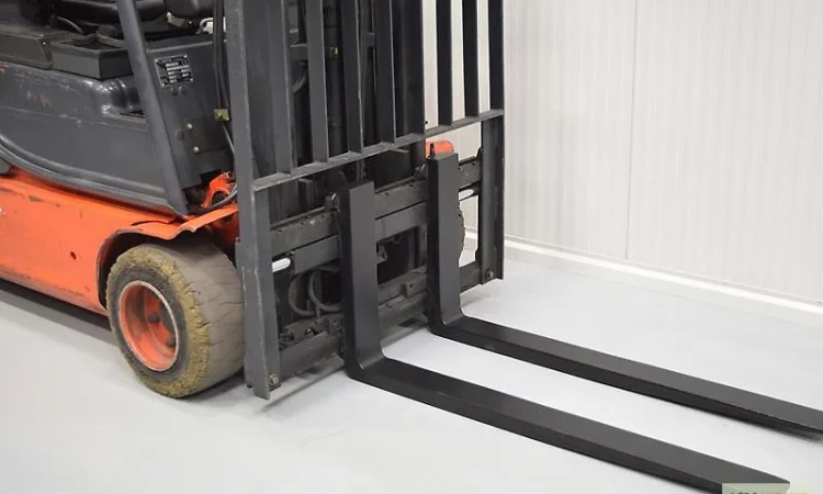 Продам вилочный электрический погрузчик 1, 8т. Linde E 18 C-02 - фото № 3