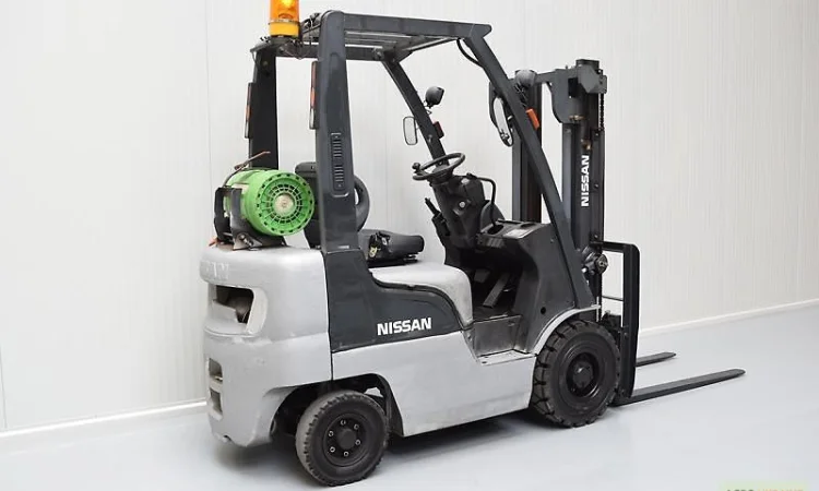 Продам вилочный газовый погрузчик 1,  5т. Nissan PL01A15D - фото № 2