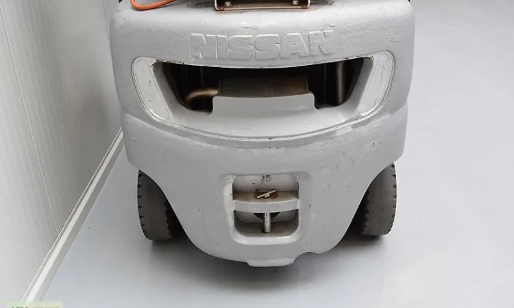 Продам вилочный газовый погрузчик 1,  5т. Nissan PL01A15D - фото № 7