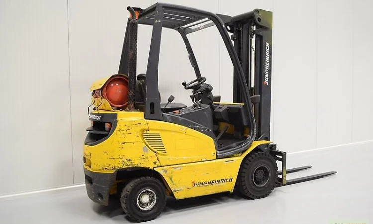 Продам вилочный дизельный погрузчик 1, 6т. Jungheinrich TFG 16 AK - фото № 2